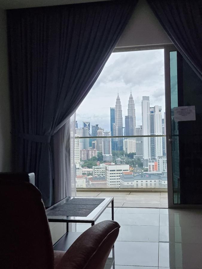Wonderful Blue City View @Regalia Residence Kuala Lumpur Exterior foto
