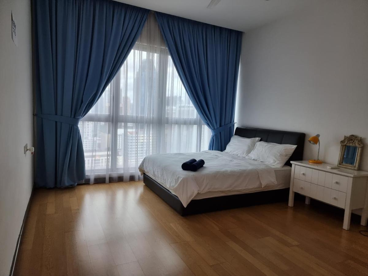 Wonderful Blue City View @Regalia Residence Kuala Lumpur Exterior foto