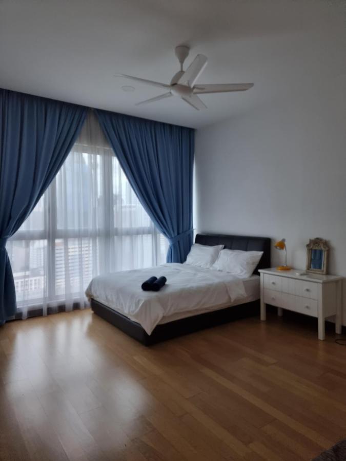 Wonderful Blue City View @Regalia Residence Kuala Lumpur Exterior foto