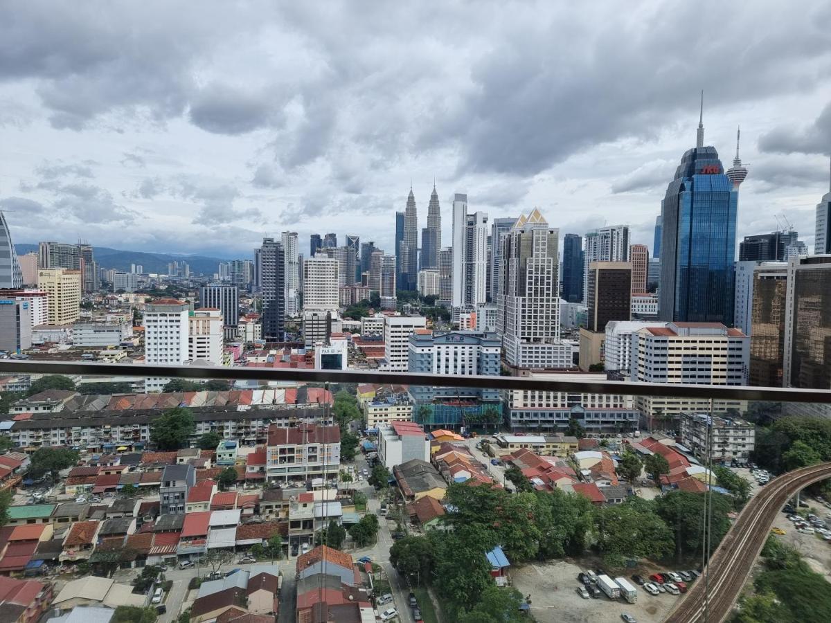 Wonderful Blue City View @Regalia Residence Kuala Lumpur Exterior foto
