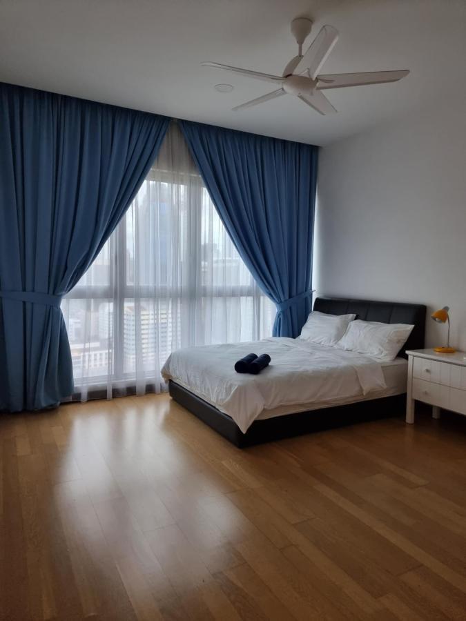 Wonderful Blue City View @Regalia Residence Kuala Lumpur Exterior foto